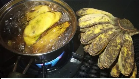 Boil Banana For 15mins, Add Honey…Drink To Cure These Diseases